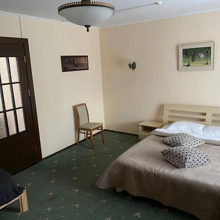 Vilni Vitry Hotel Osmoloda Bagian luar foto